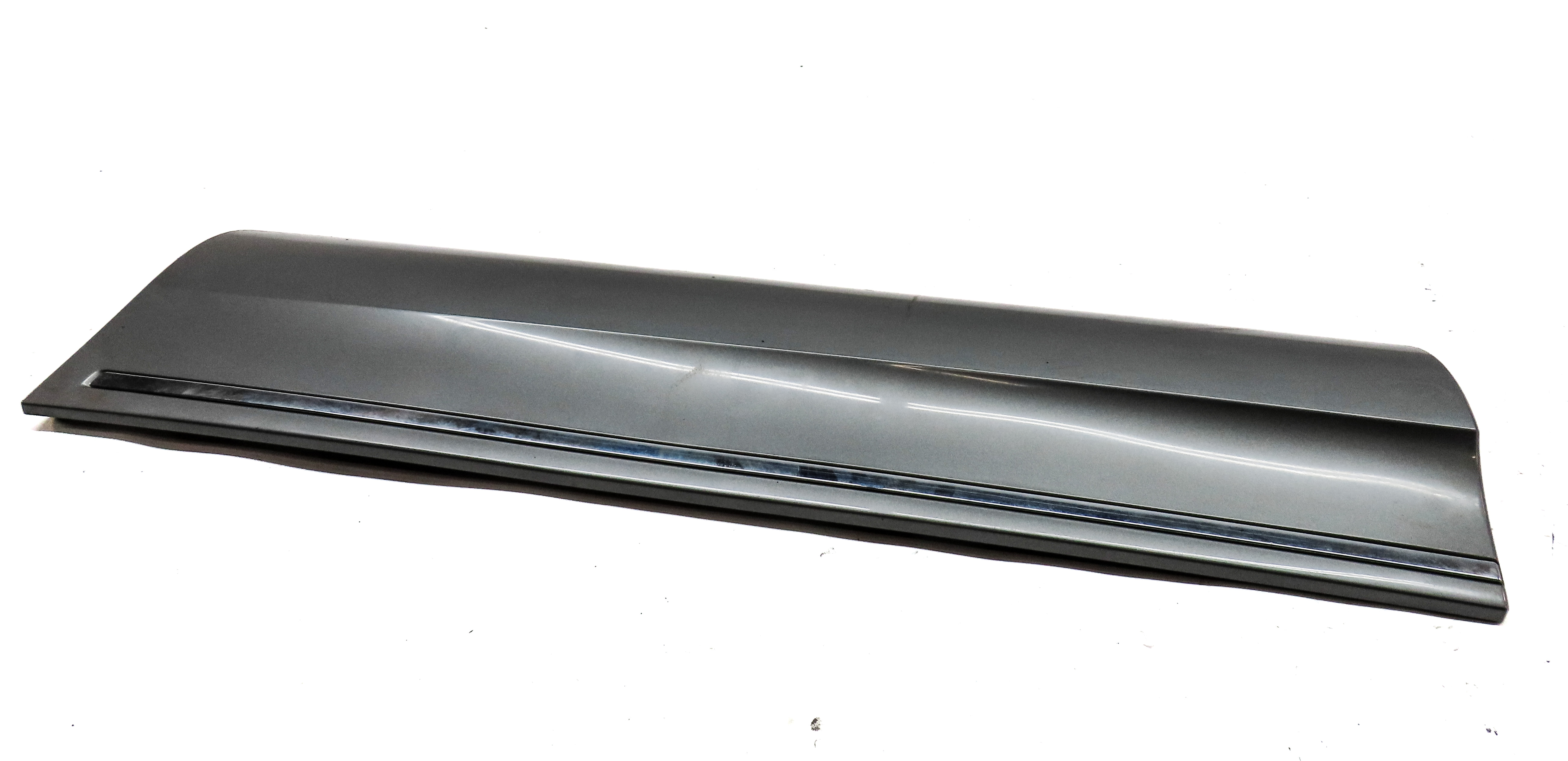 2010-2015 AUDI Q7 (4L) REAR LEFT LOWER DOOR MOULDING TRIM PANEL (Grey) — exact item pictured